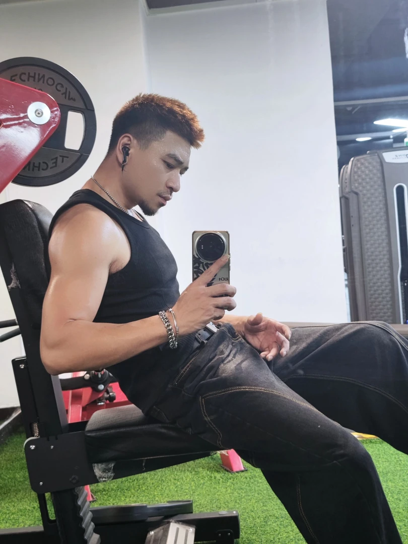 300克修身健身背心圆领免烫运动风夏季修身背心百搭潮流男士
