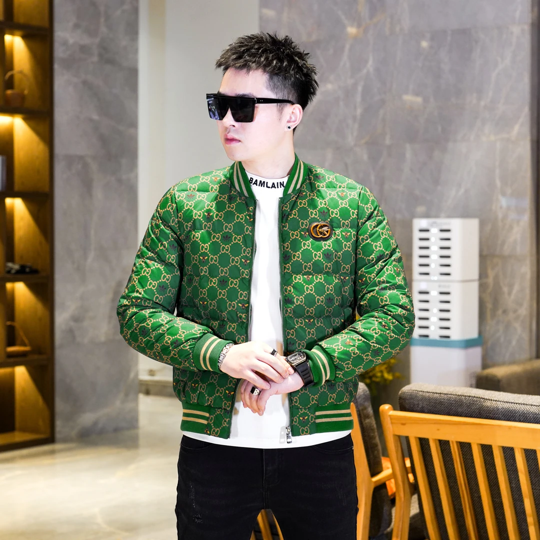 秋冬季2025新款潮流短款棒球服领羽绒服男士大码休闲时尚印花外套