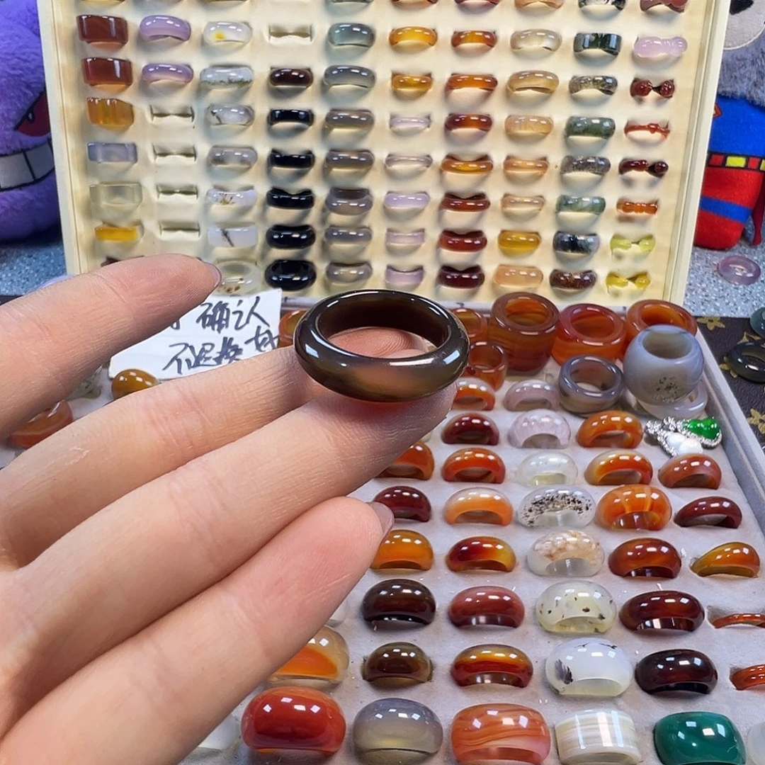 筱***婷玛瑙/玉髓未镶嵌戒指B21不退换19.1港21