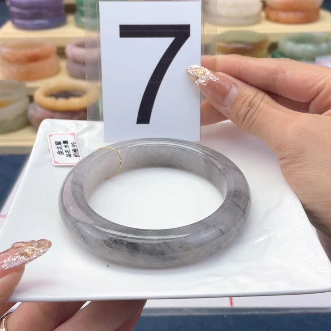 石英质玉未镶嵌手镯62