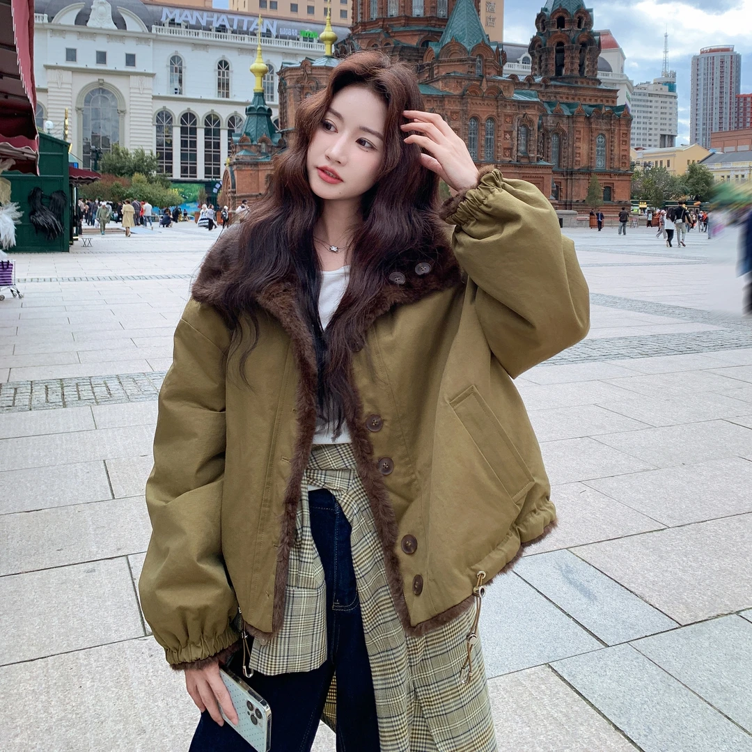 咖绿色两面穿仿水貂绒短款外套女2025冬季新款高级感宽松减龄棉服