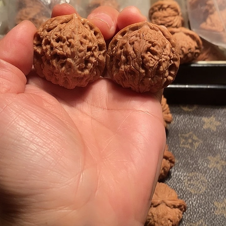 靝***姩手串/手链橄榄核水龙纹