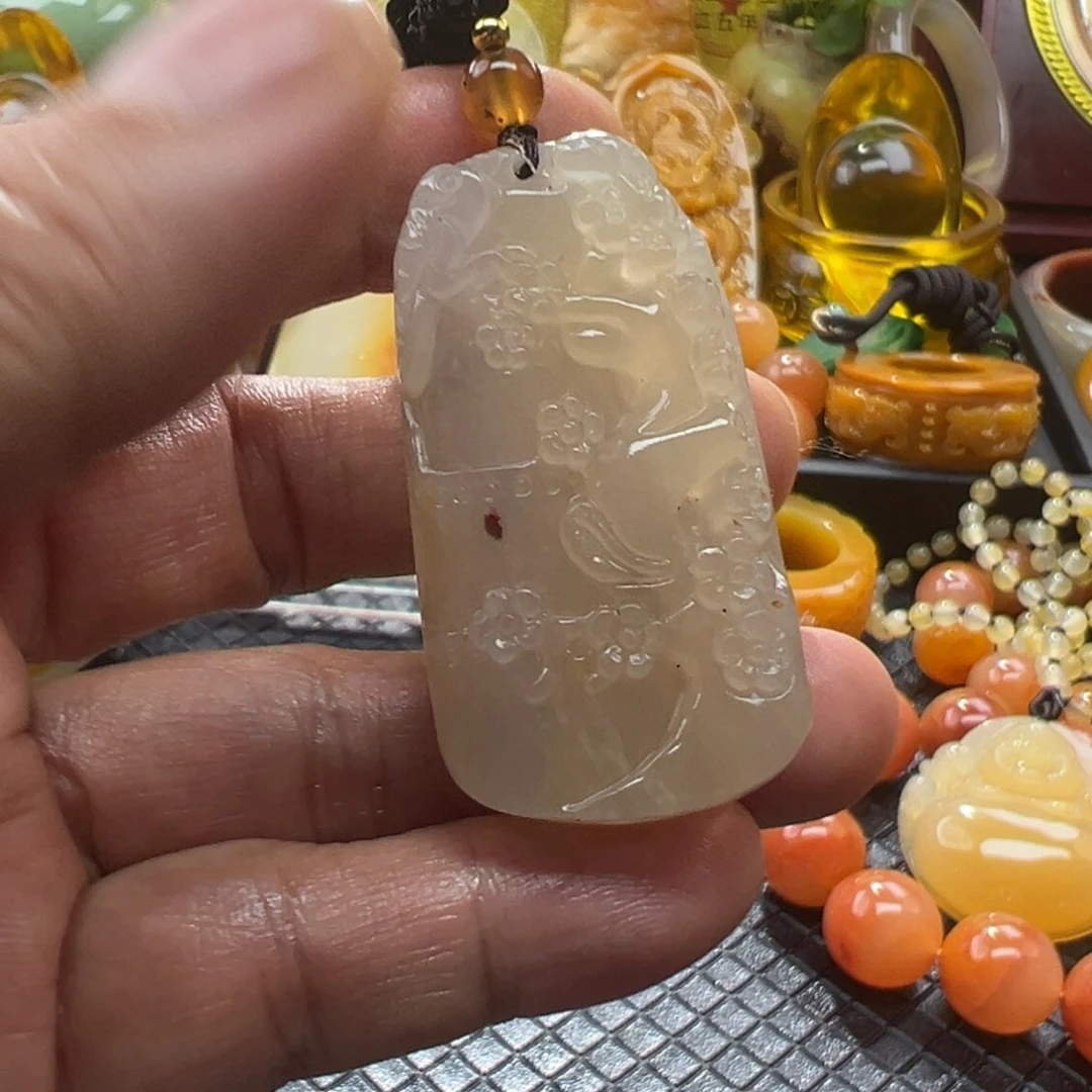 石英质玉未镶嵌颈饰