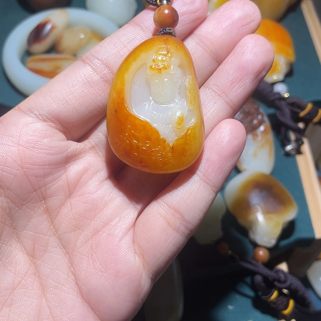 啊***我颈饰未镶嵌和田玉