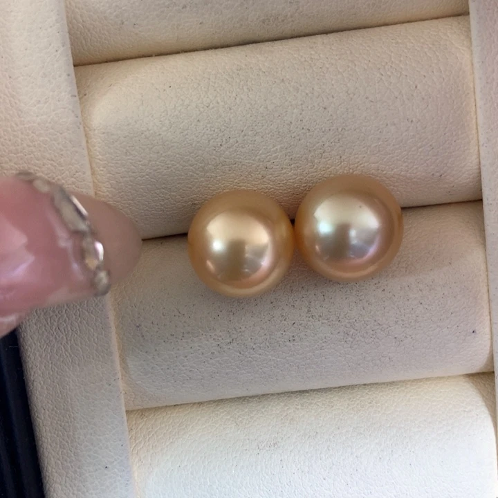 18K金镶嵌耳饰海水珍珠