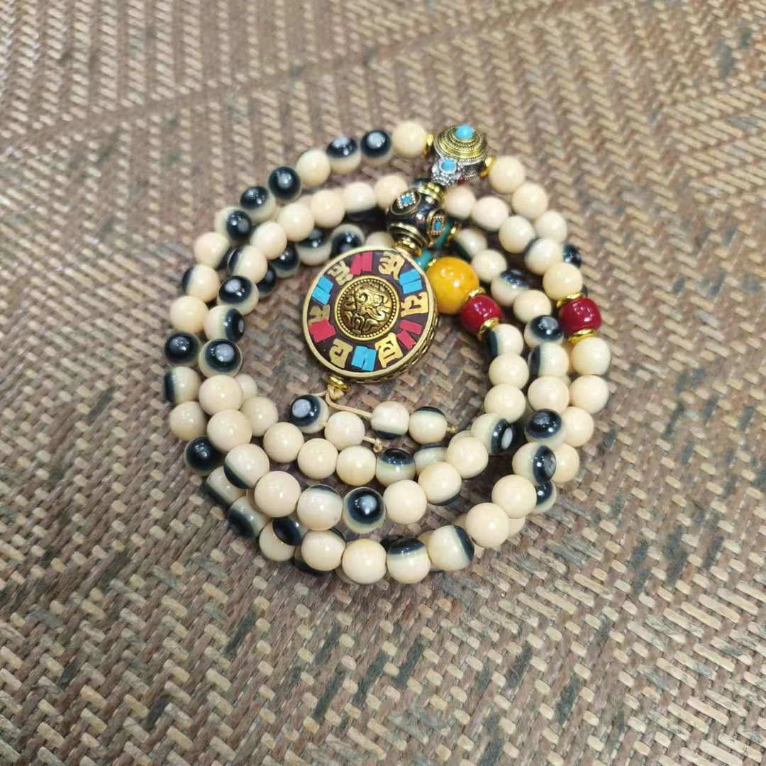 【闪购商品】 蓝眼 项链