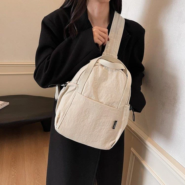 旅游轻便双肩包女2024新款时尚斜挎两用包旅行单肩迷你小背包