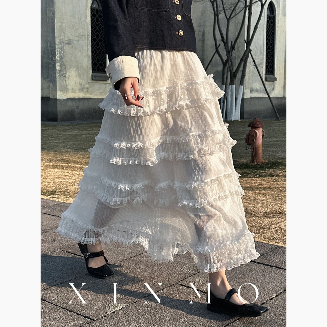 XINMO春夏白色高腰法式重工压皱蓬蓬裙网纱蕾丝蛋糕裙C24092121