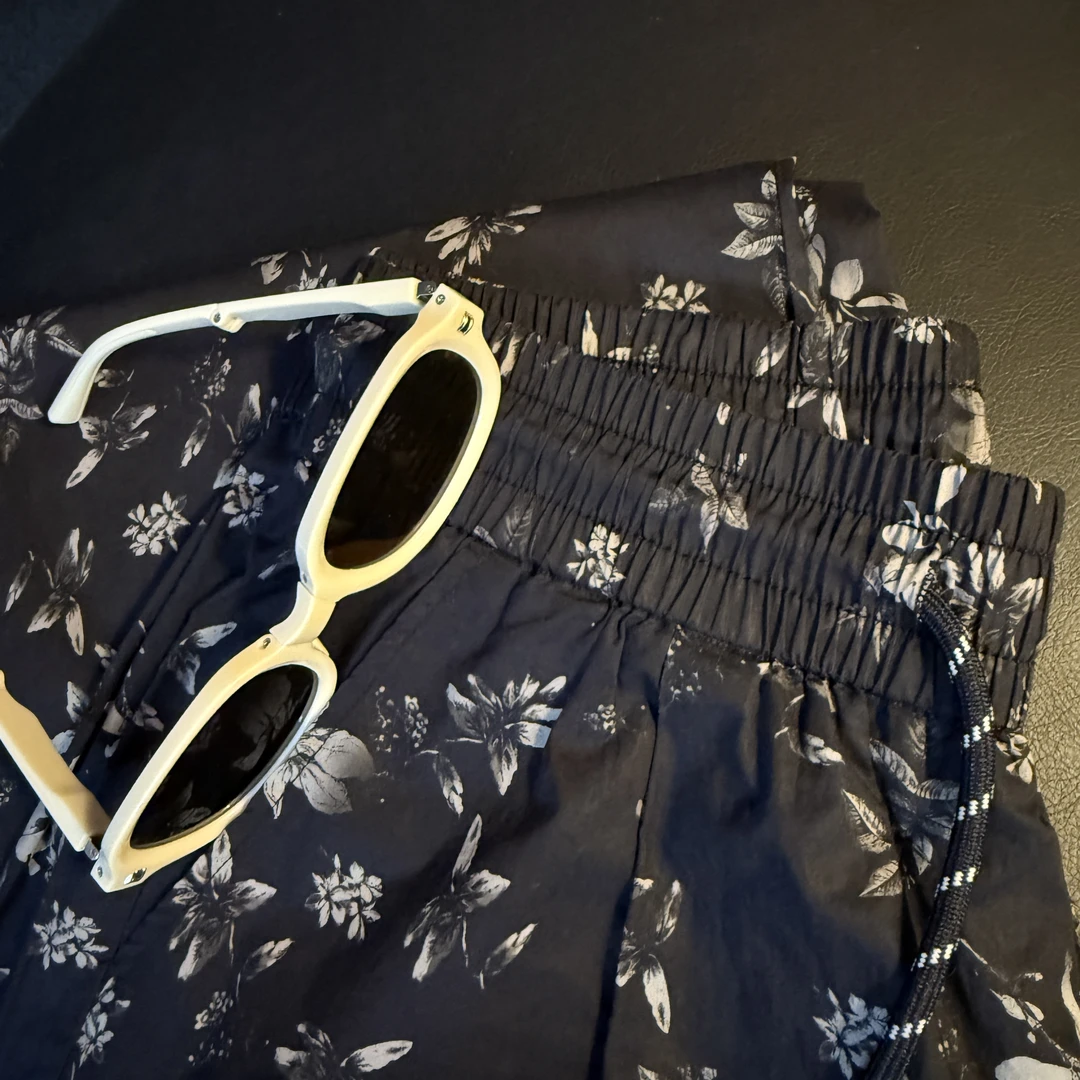 【鸥千金】夏季直筒裤黑色蝴蝶花欧品牌薄款休闲裤时尚百搭