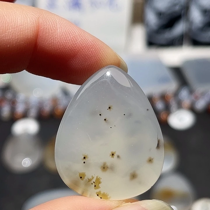 玛瑙/玉髓未镶嵌吊坠(不含链)