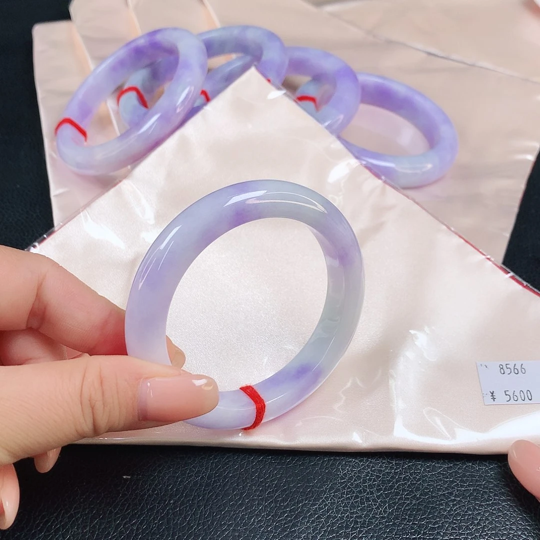 翡翠手镯未镶嵌8566xxcvvv