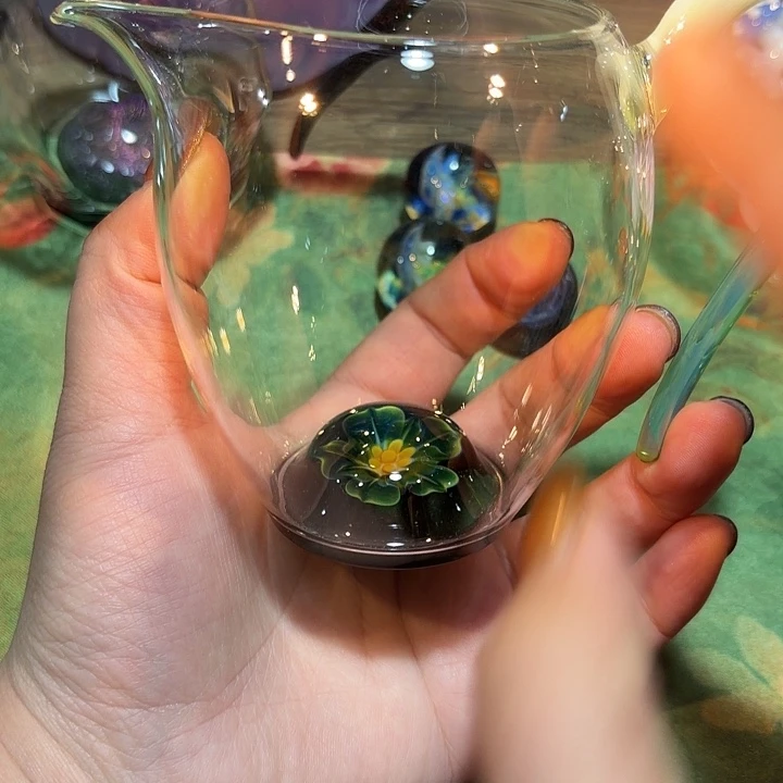 玻璃茶器依然绿花语