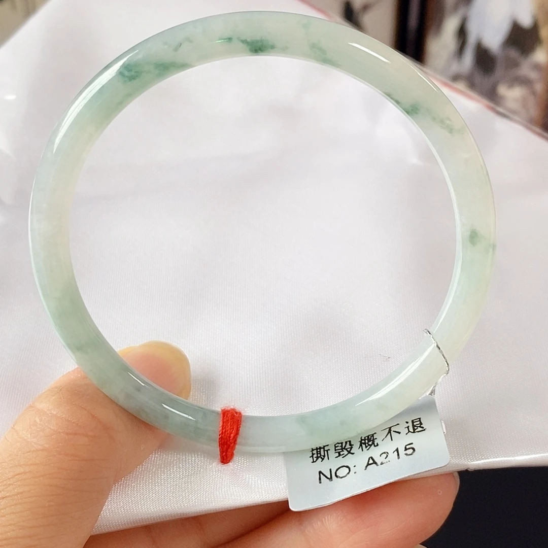 翡翠未镶嵌手镯手镯