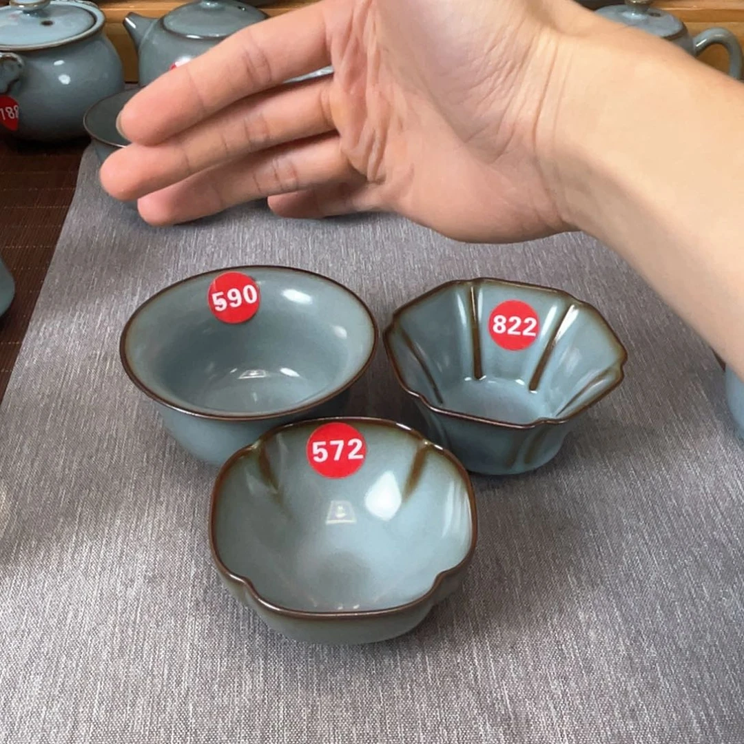 瓷片小微瑕。。。。。。。。。。。