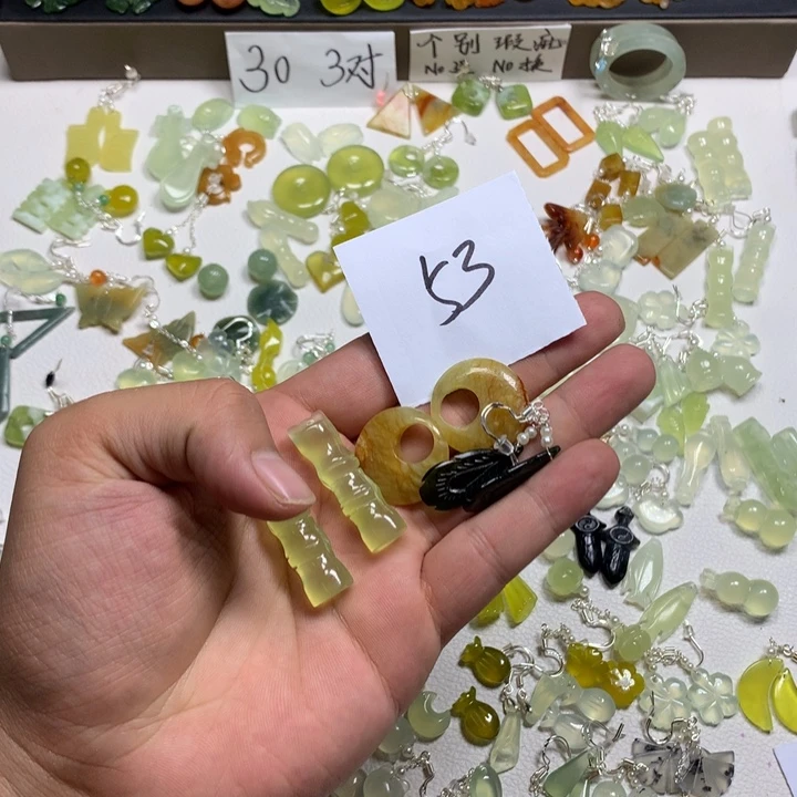 f***y合金蛇纹石玉耳钉