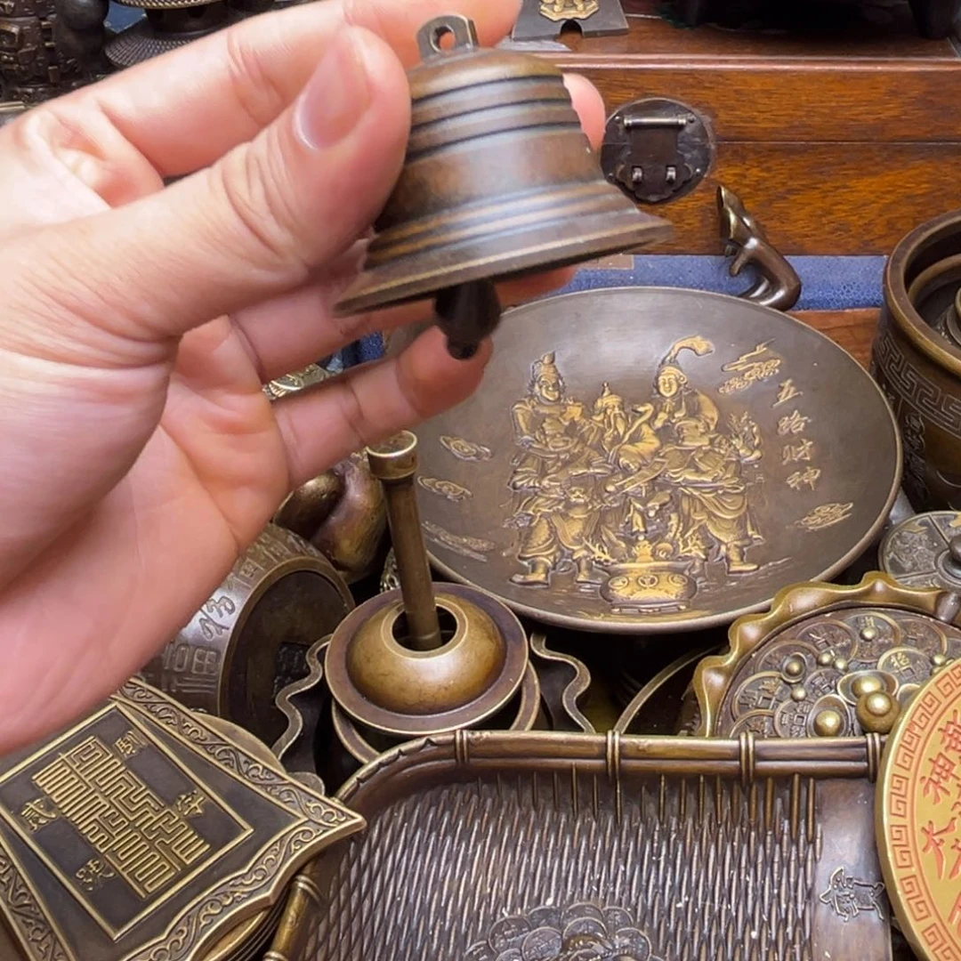 精美铜器点击下单