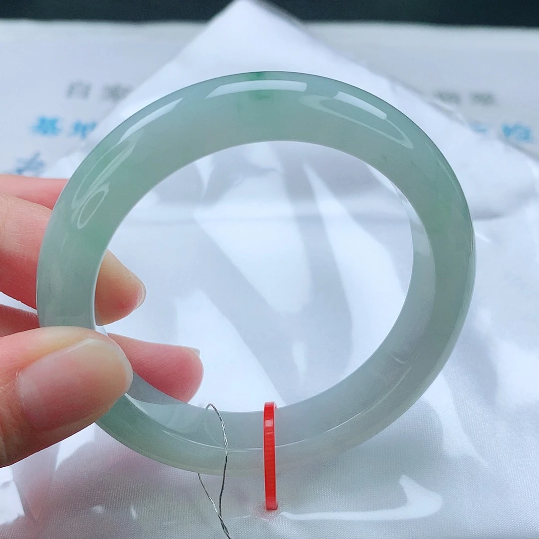 翡翠手镯未镶嵌52➕圈