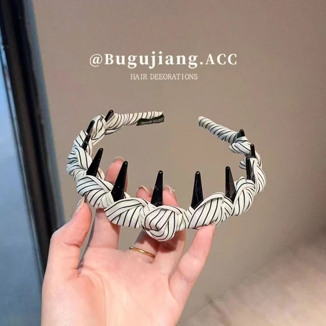优雅条纹缠绕布艺发箍高颅顶日常外戴头箍女款带齿防滑高级感发饰