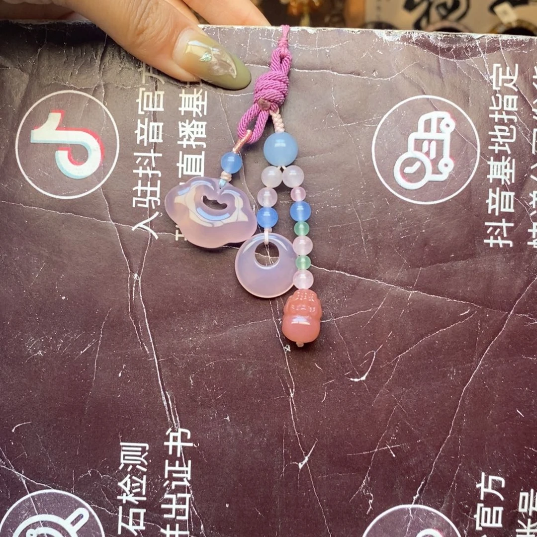 玛瑙/玉髓未镶嵌车挂挂件