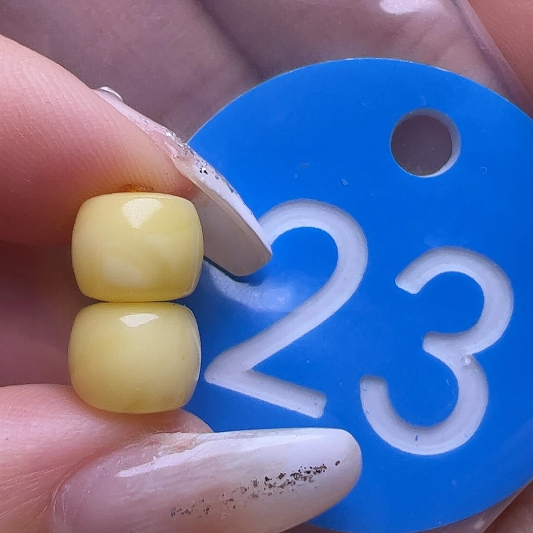 未镶嵌蜜蜡裸石8mm直切