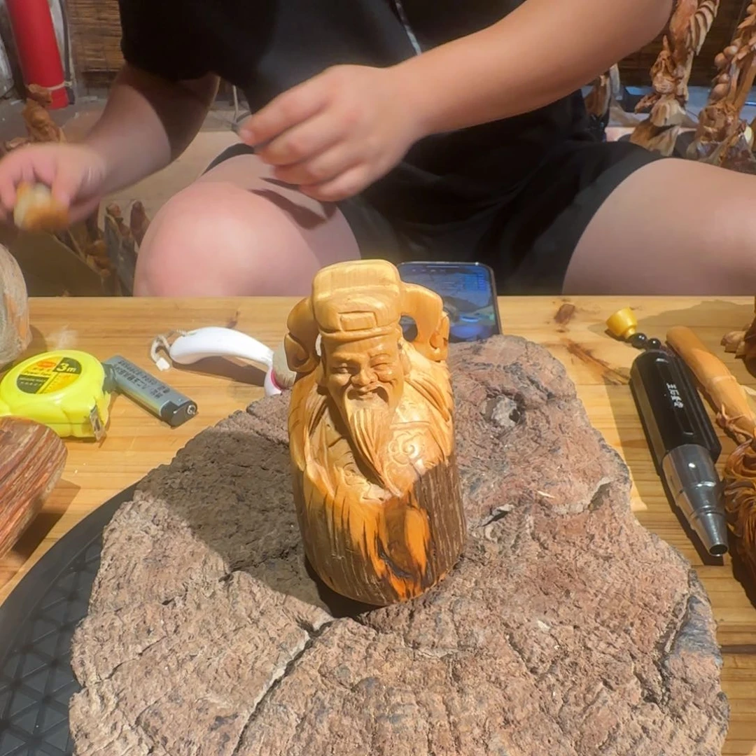 逐***湖柏木（崖柏）太行崖柏陈化料纯手工制作