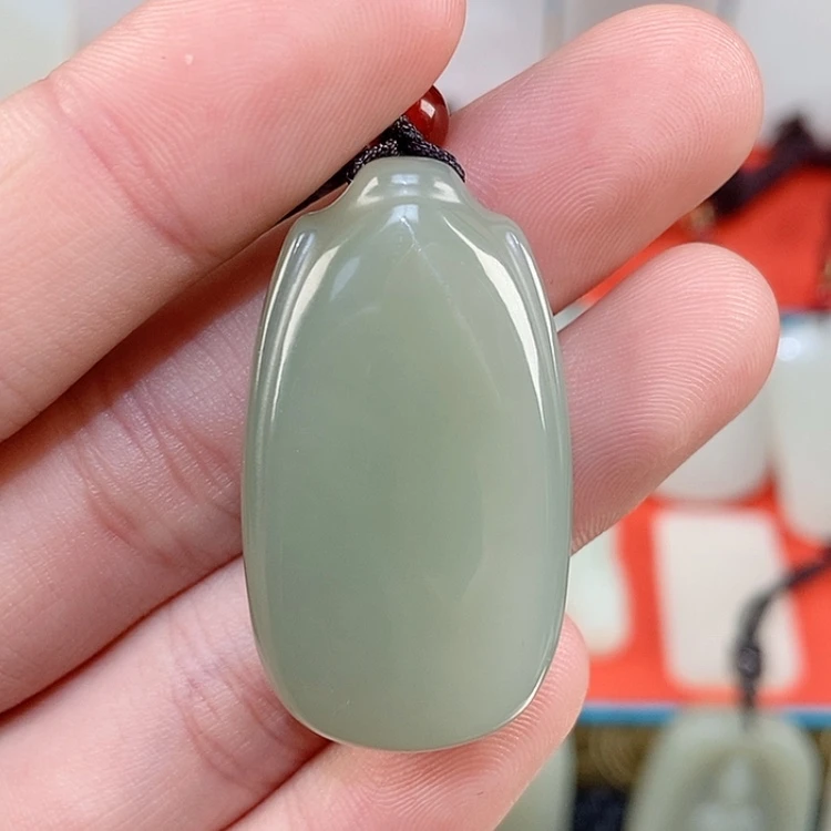 【闪购商品】颈饰未镶嵌和田玉