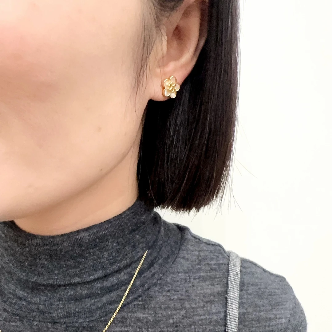 合金仿珍珠耳饰 小花贝母耳钉196133977057
