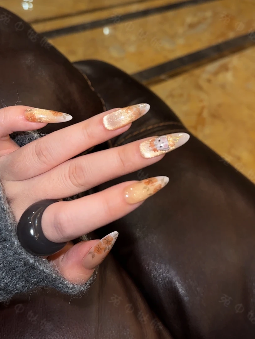 【小狗兔】手绘小兔花花猫眼渐变-中秋必备甲-苑中姑娘纯手工穿戴甲