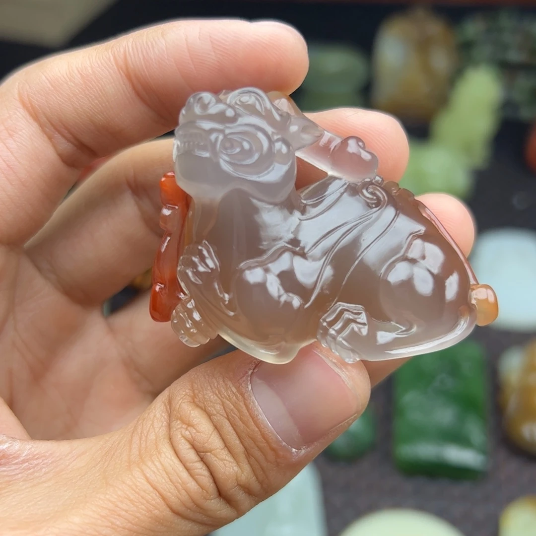 南红玛瑙颈饰未镶嵌