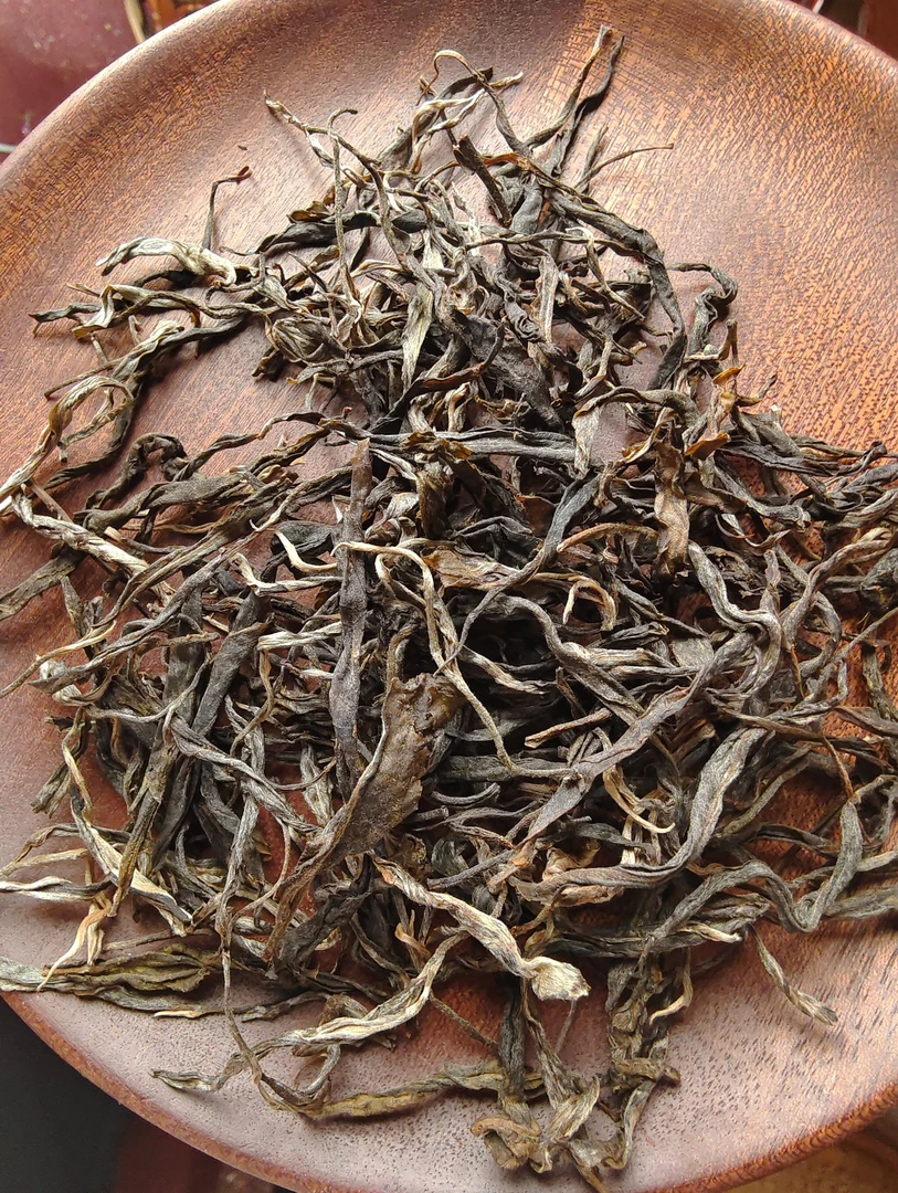 云南姑娘的茶  2023老班章古树头春  云南普洱生茶100克/散茶