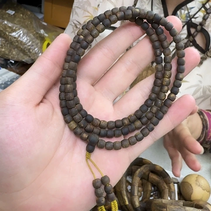 手串沉香乌身沉水鼓珠多圈 0.5-17 克多样性发一串