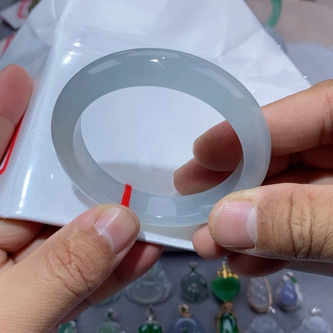 【闪购商品】未镶嵌手镯翡翠