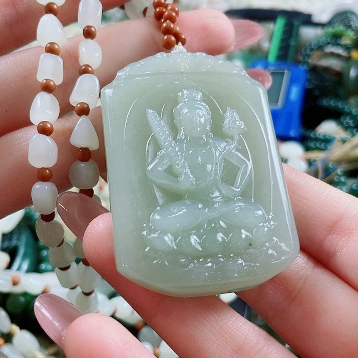 颈饰未镶嵌和田玉