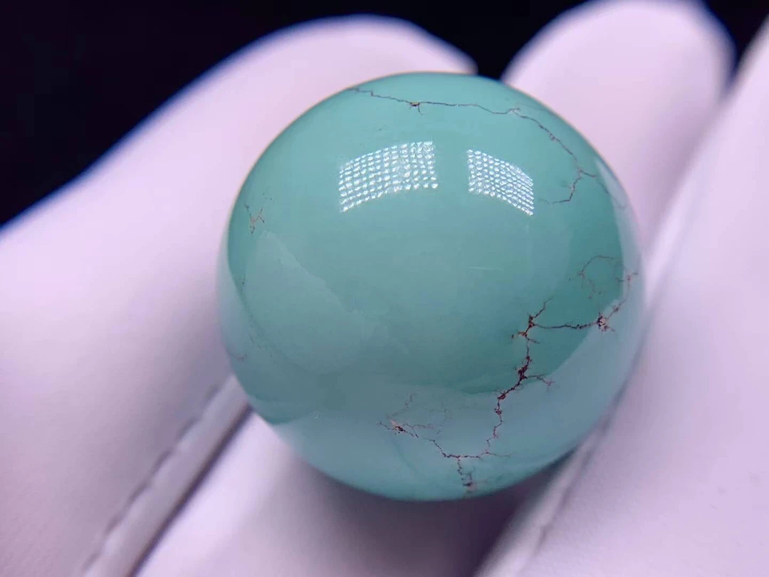 湖北天然原矿绿松石高瓷天然水草纹圆珠瓷高料润尺寸21.5mm