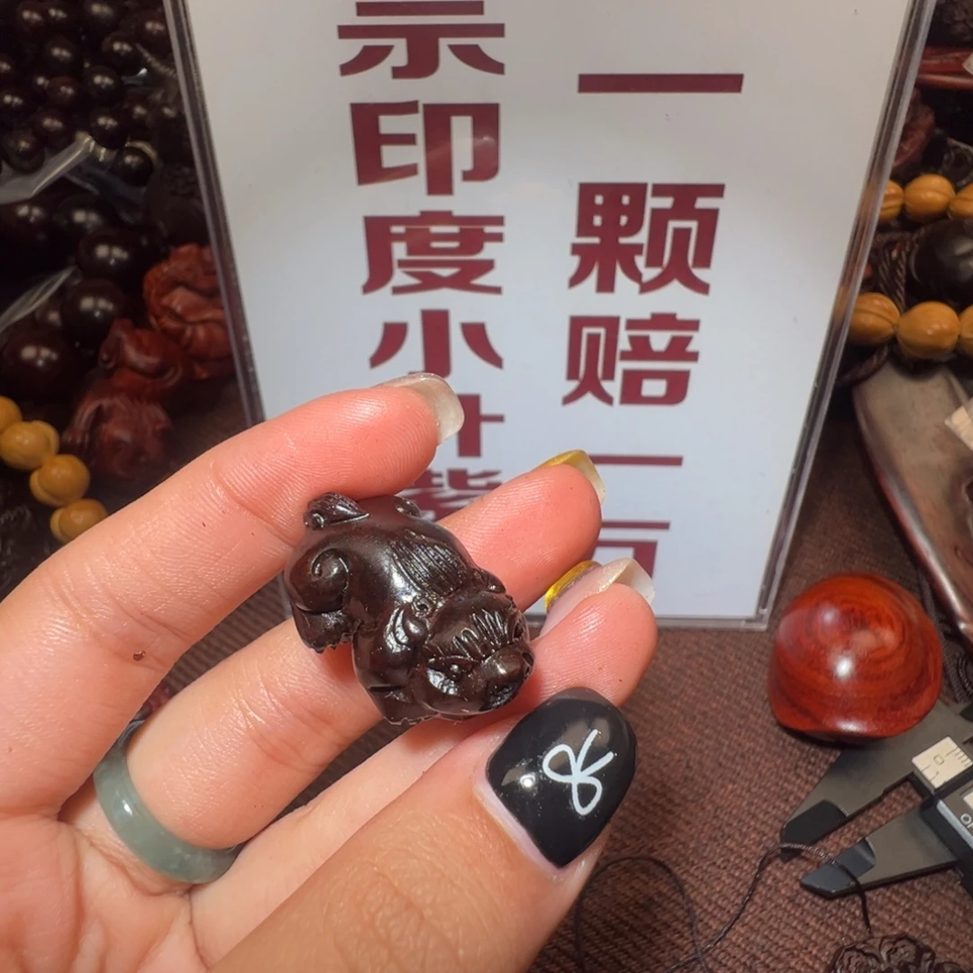 檀香紫檀（小叶紫檀）把件