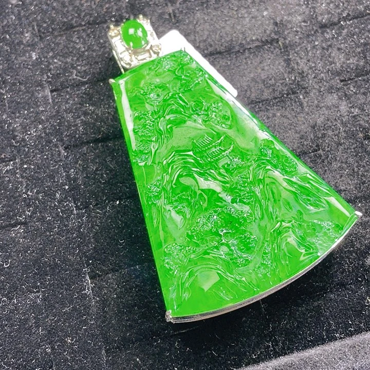 翡翠未镶嵌颈饰08