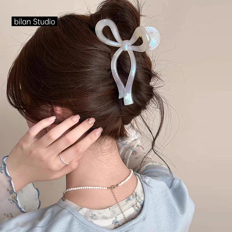 梦幻飘带蝴蝶结抓夹女高级感新款发夹后脑勺鲨鱼夹子春夏发饰