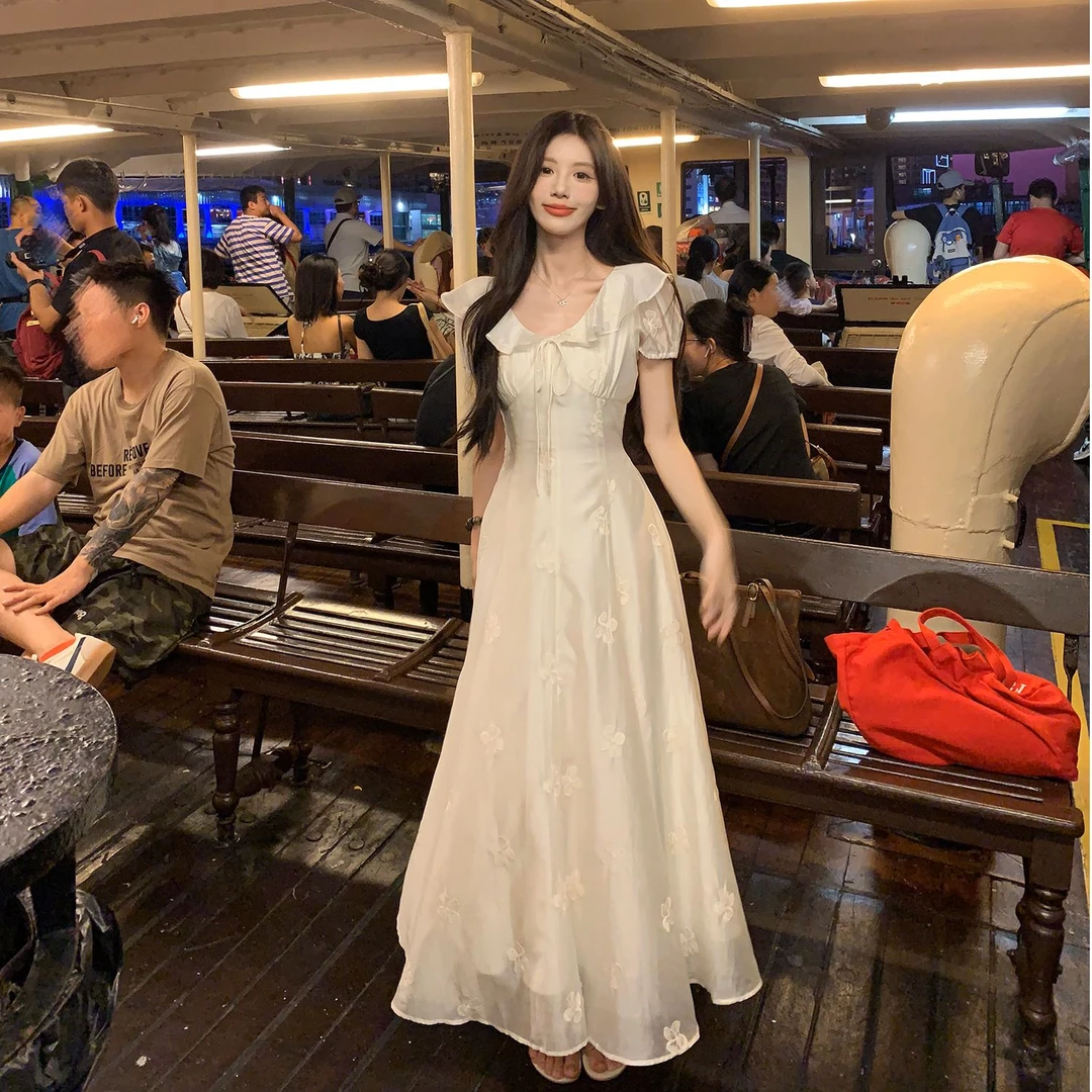 《仲夏夜晚风》夏天绣花连衣裙女掐腰显瘦连身长裙