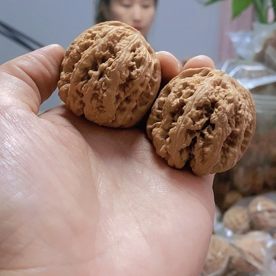 【闪购商品】把件文玩核桃42.5粗筋