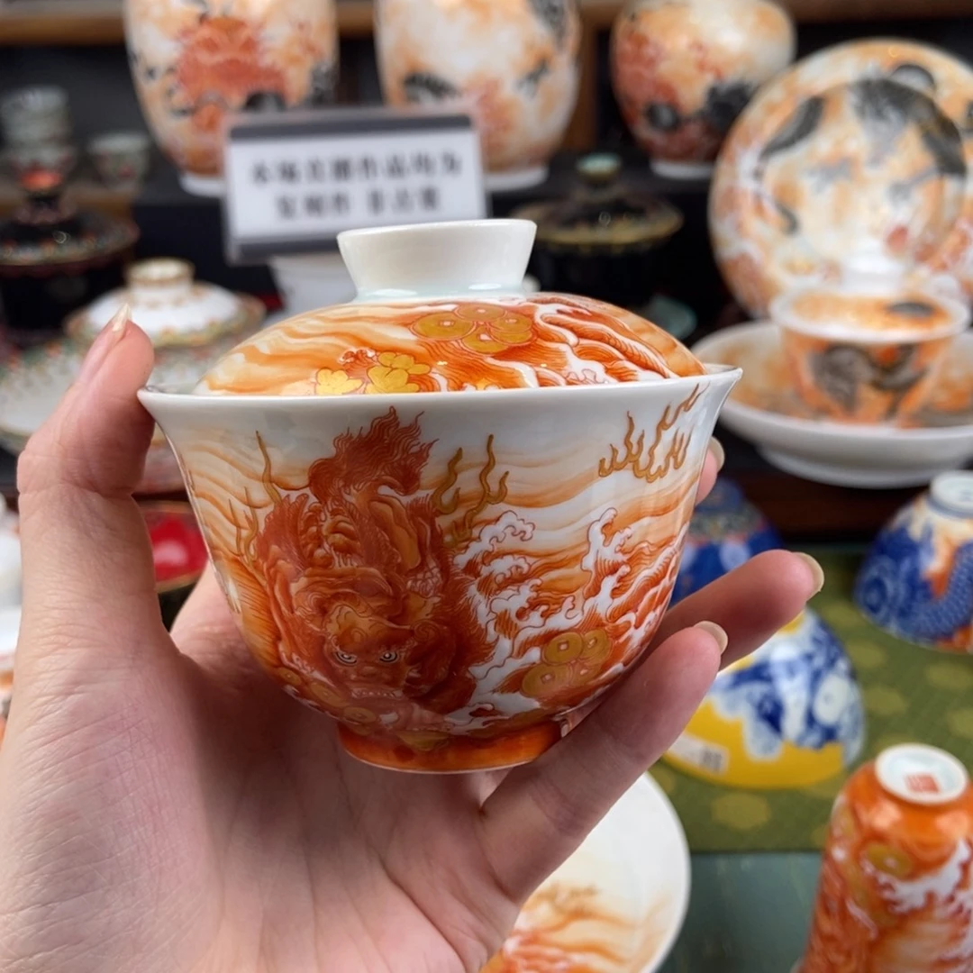 陶瓷的设计师是一个人