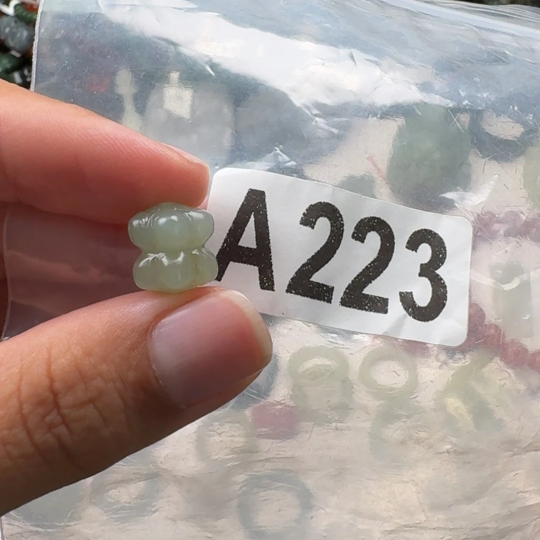 未镶嵌南红玛瑙珠宝奇石