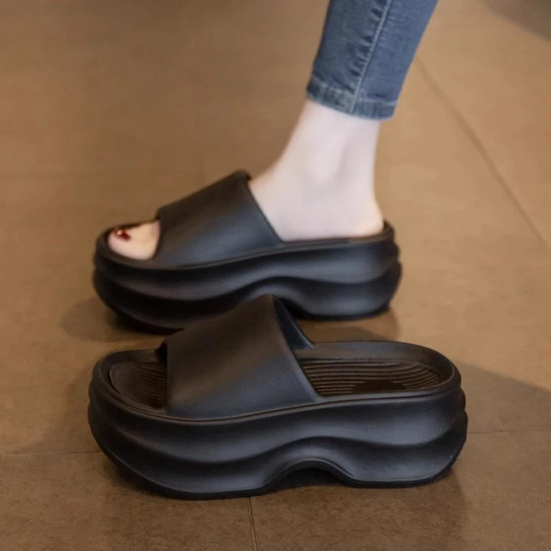 凉拖鞋女夏季外穿2024新款增高厚底休闲软底沙滩凉鞋踩屎感一字拖