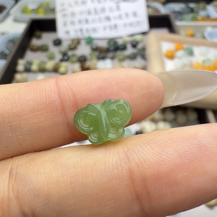 未镶嵌和田玉珠宝半成品