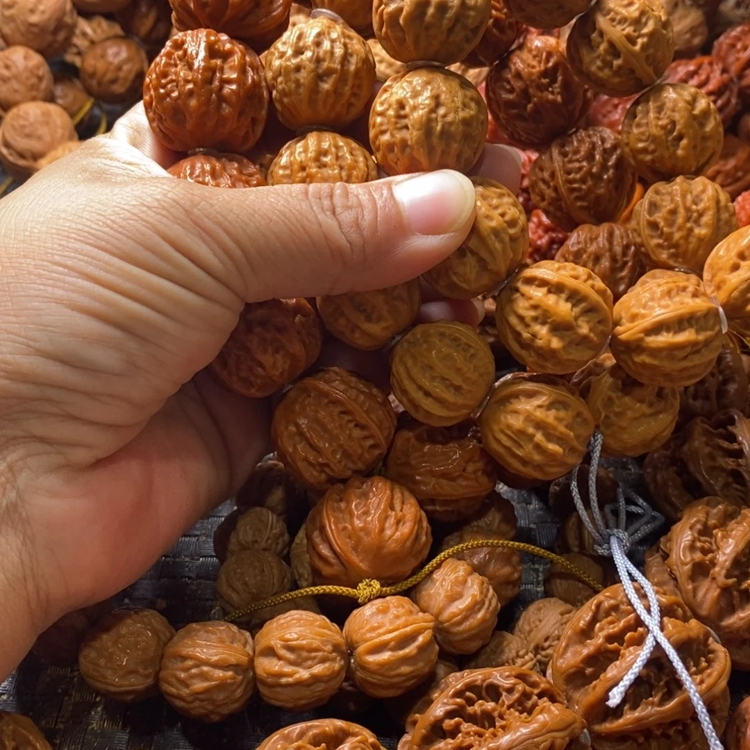 小***縂文玩核桃吊坠八棱