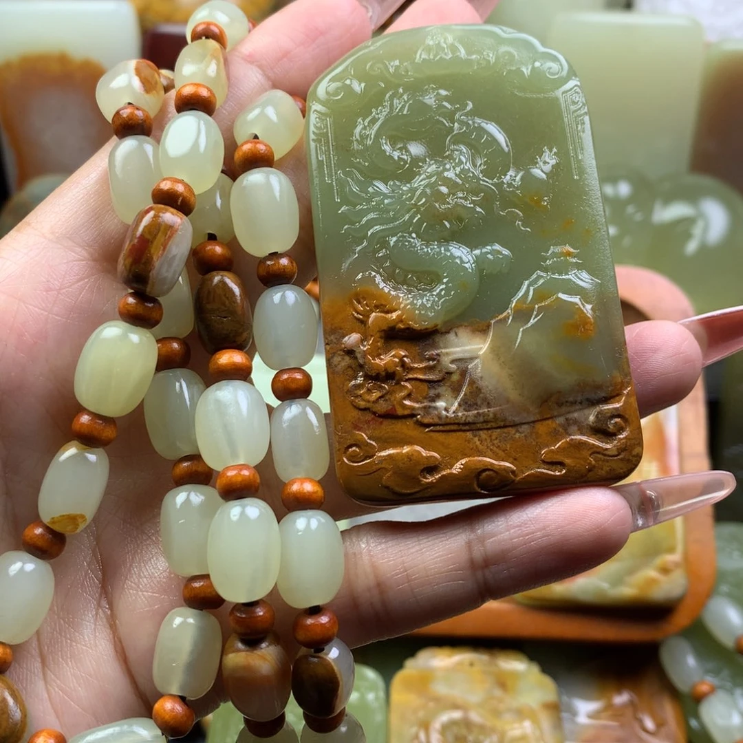 新疆昆仑山料牌子
