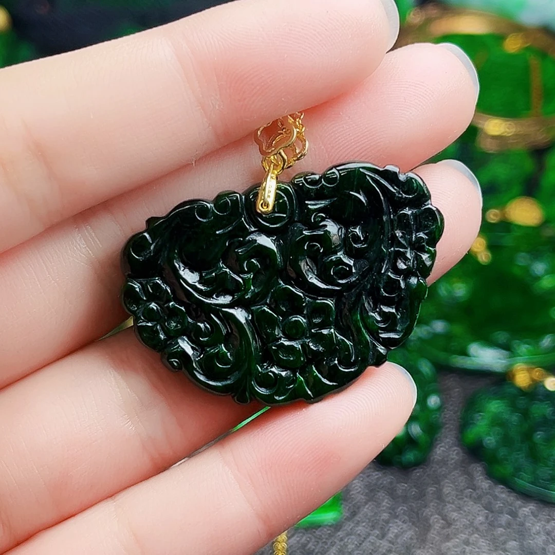 颈饰银S925镶嵌翡翠多样性