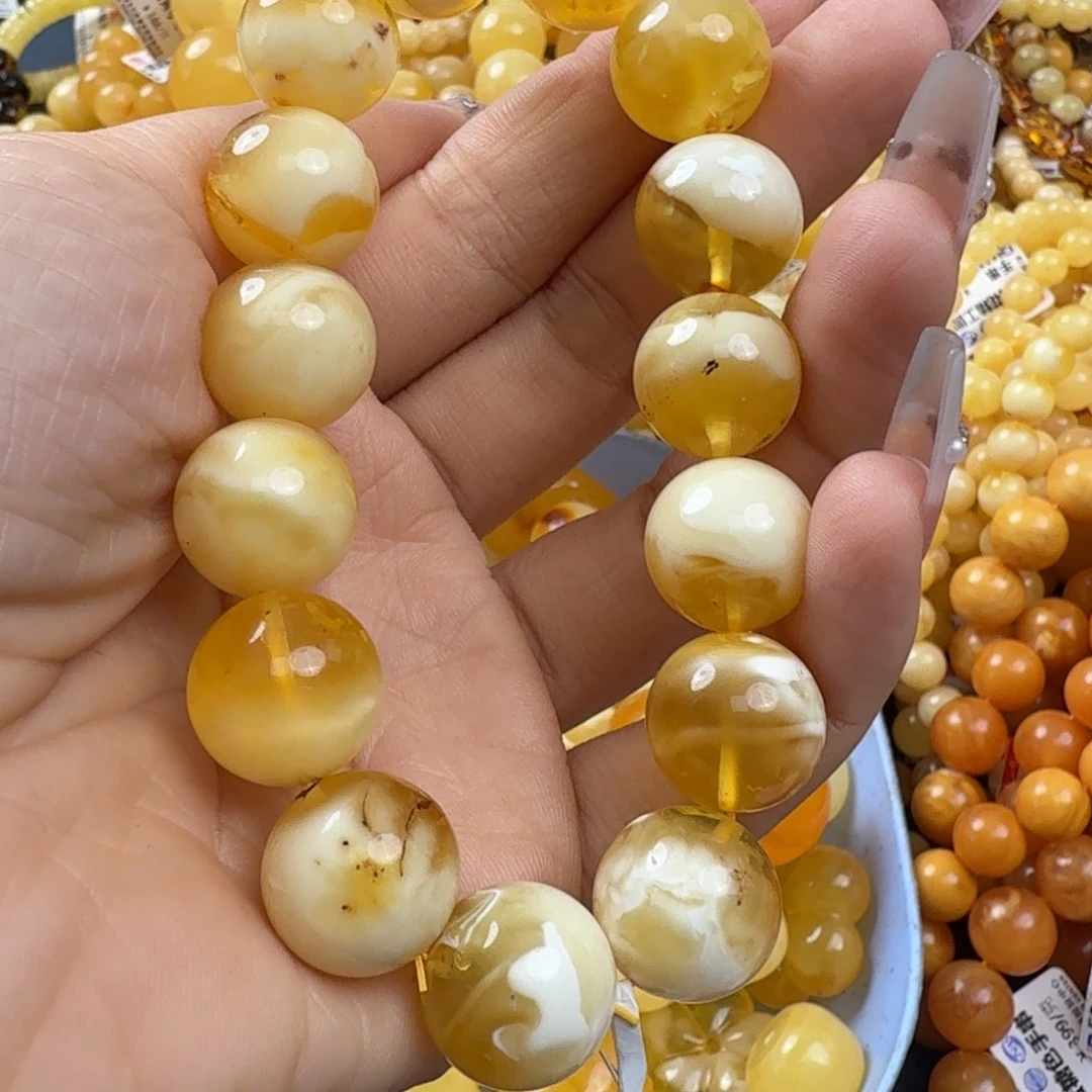 琥珀未镶嵌珠宝奇石