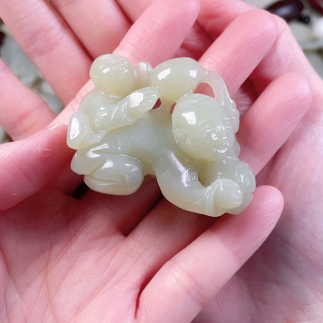 颈饰未镶嵌和田玉