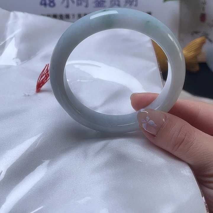 未镶嵌手镯翡翠正圈
