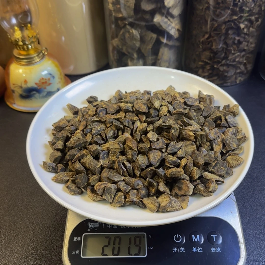 数***库沉香沉香碎屑树丁原料 202克